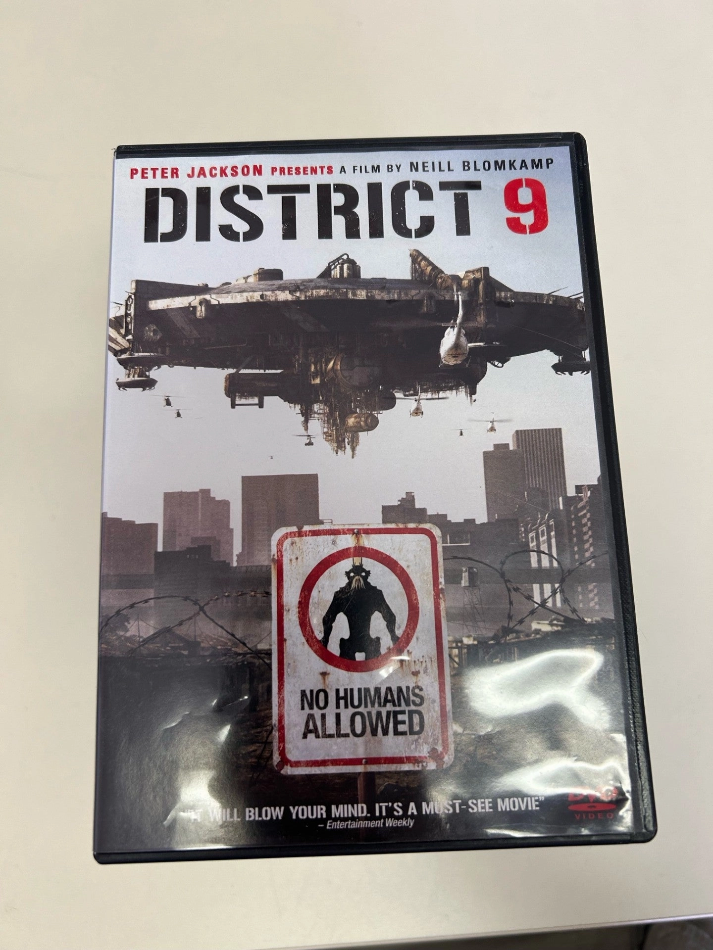 USED - District 9 DVD Festive Masks Mystical Masks