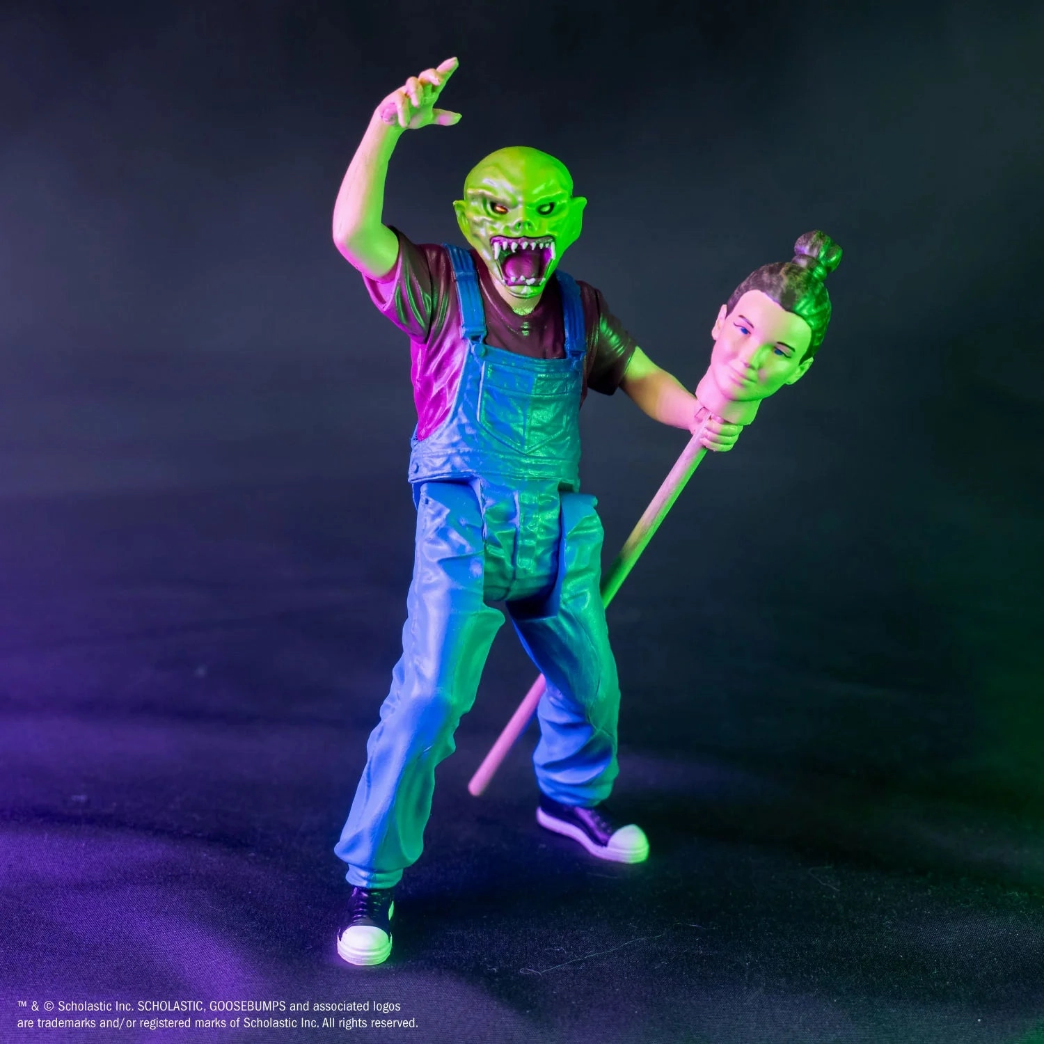 Charming Lights Goosebumps - Haunted Mask - 5" Figure Spooky Props