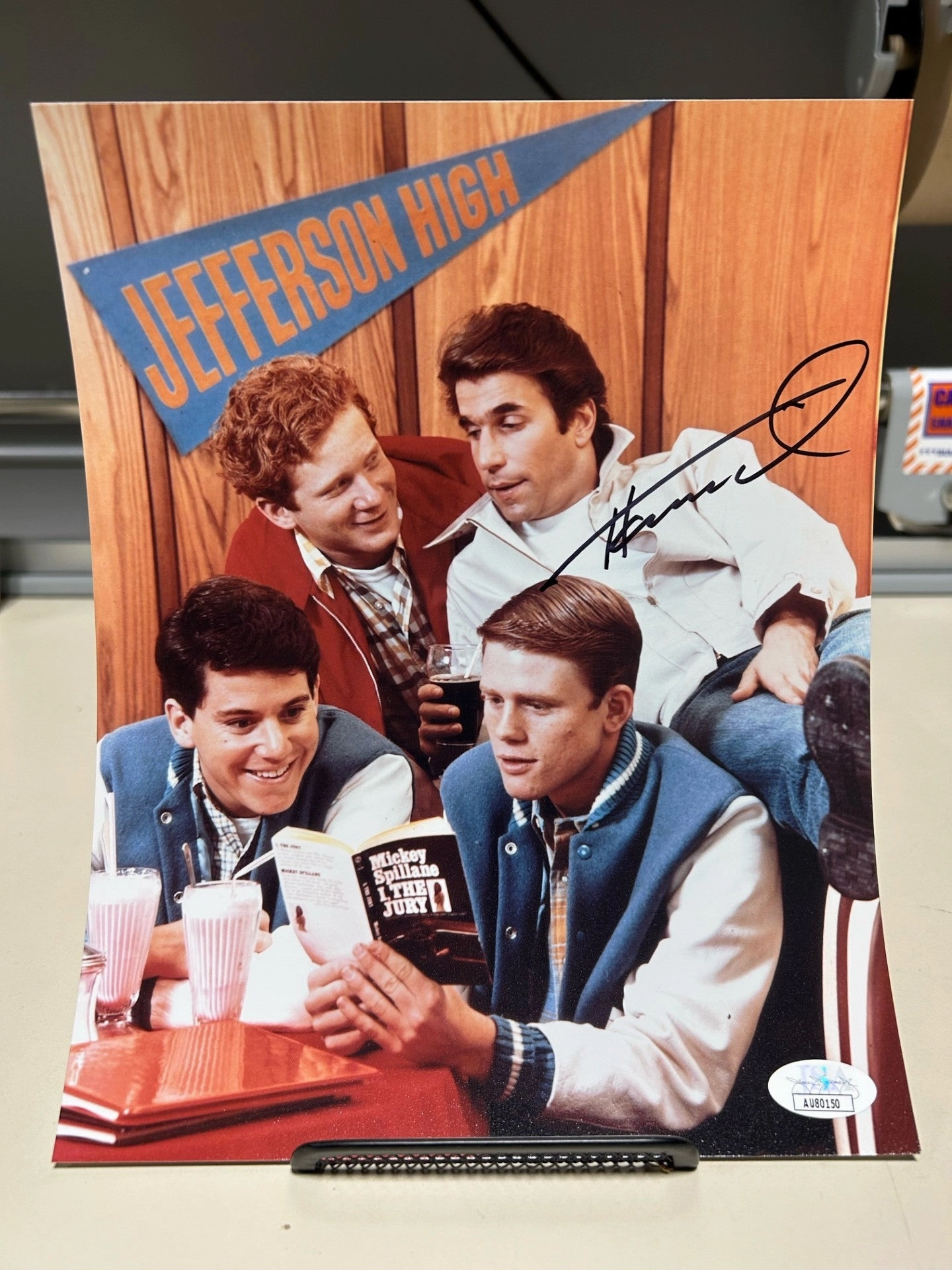 Henry Winkler Autographed Happy Days 8x10 - Version 2 Haunted Accessories Mysterious Ornaments