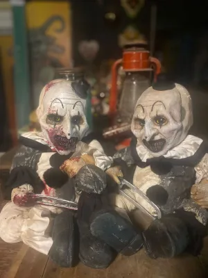 Mysterious Figures Terrifier Art the Clown Forevermore Doll